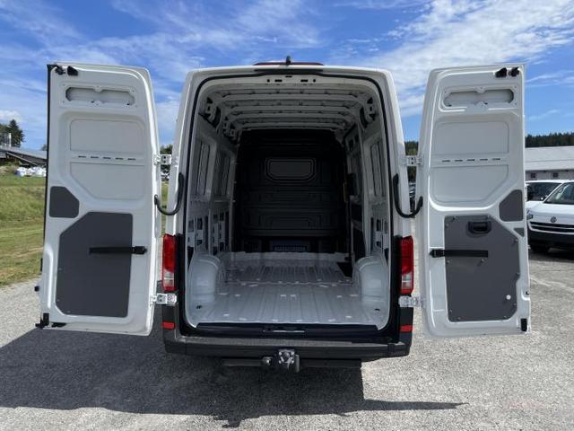 Volkswagen T7 Kastenwagen Crafter Kasten 35 L3H3 2.0 TDI 103kW (140 PS) 6-Gang-Schaltgetriebe 