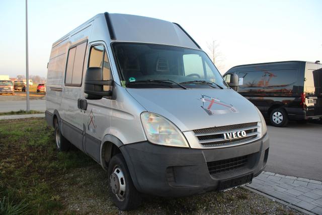 Iveco Daily IV 3.0 HPI AHK/RADIO 