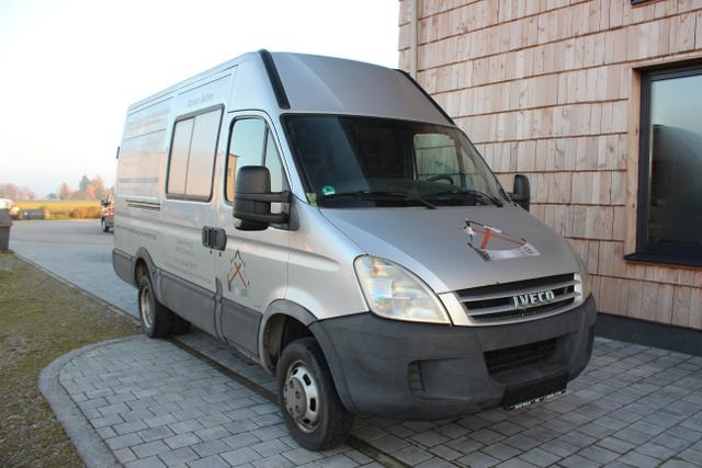 Iveco Daily IV 3.0 HPI AHK/RADIO 