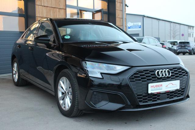 Audi A3 1.0l 81kW TFSI 30 KAMERA/ACC/SITZH 