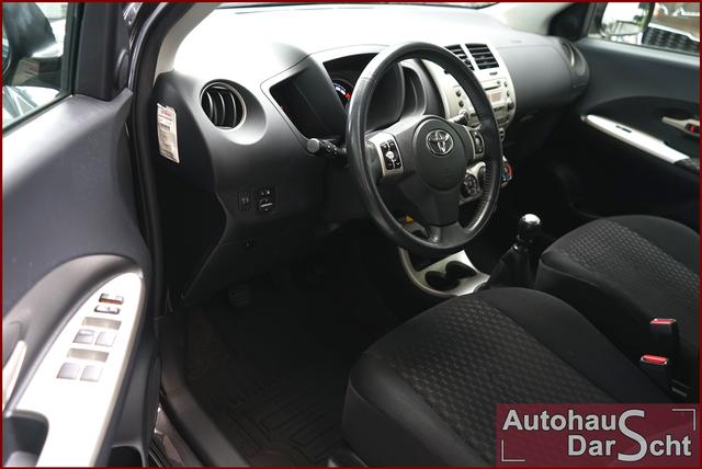 Toyota Urban Cruiser 1,33 Klima, HU/AU neu, Inspektion Bremsseiben + Bel&auml;ge neu 