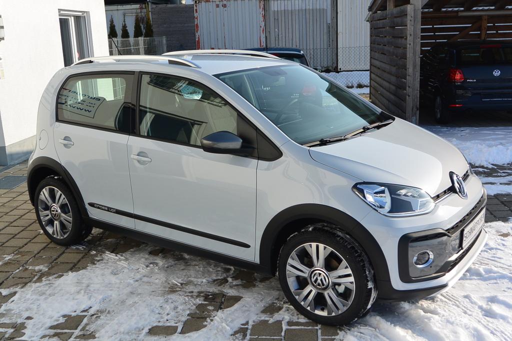 Volkswagen up! 5-Türer cross up 1.0 BMT 55 kW 75 PS Automatik 5 Jahre ...