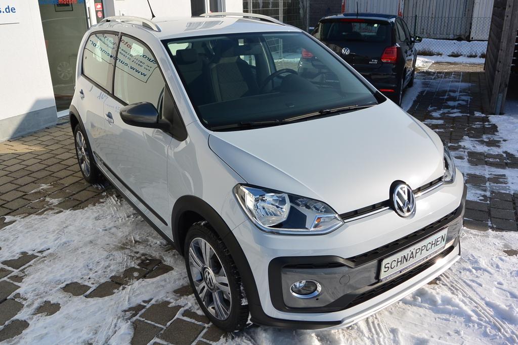 Volkswagen up! 5-Türer cross up 1.0 BMT 55 kW 75 PS Automatik 5 Jahre ...