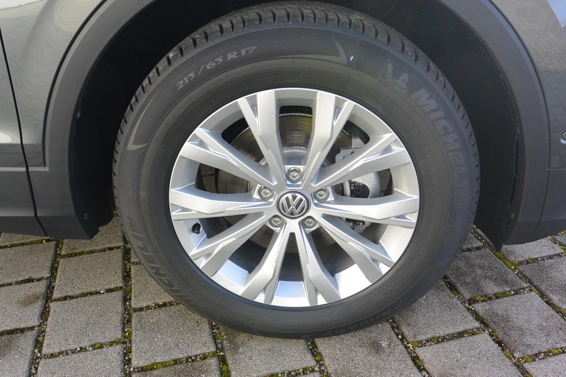 VW Tiguan Reimport EU-Neuwagen günstig kaufen bei europemotors in Neufinsing bei München