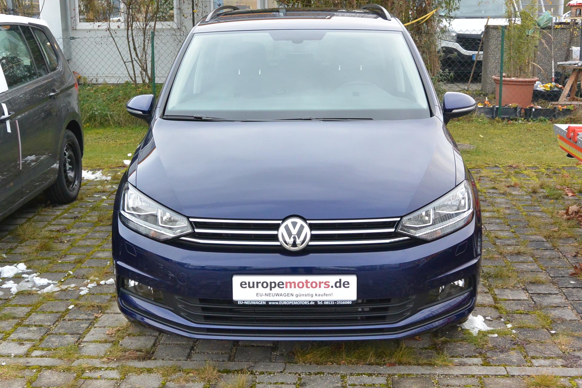 VW Touran EU-Neuwagen günstig kaufen bei europemotors.de GmbH in Neufinsing bei München