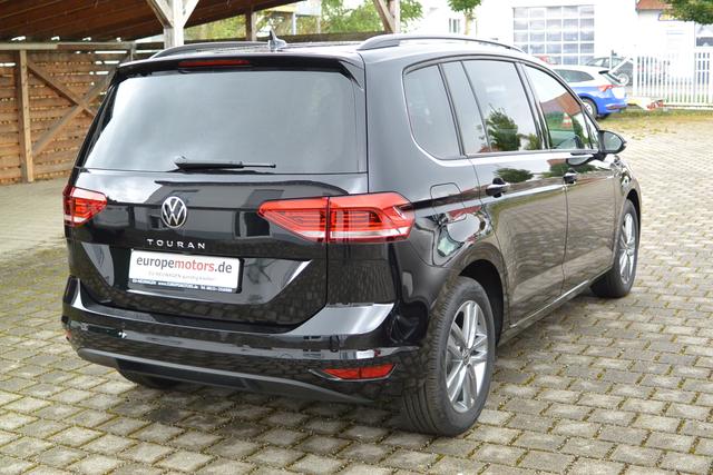VW Touran Reimport EU-Neuwagen in Neufinsing bei München günstig kaufen, Beispielbilder, ggf. teilweise mit Sonderausstattung