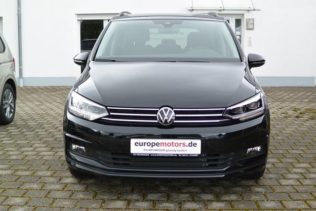 VW Touran Reimport EU-Neuwagen in Neufinsing bei München günstig kaufen, Beispielbilder, ggf. teilweise mit Sonderausstattung