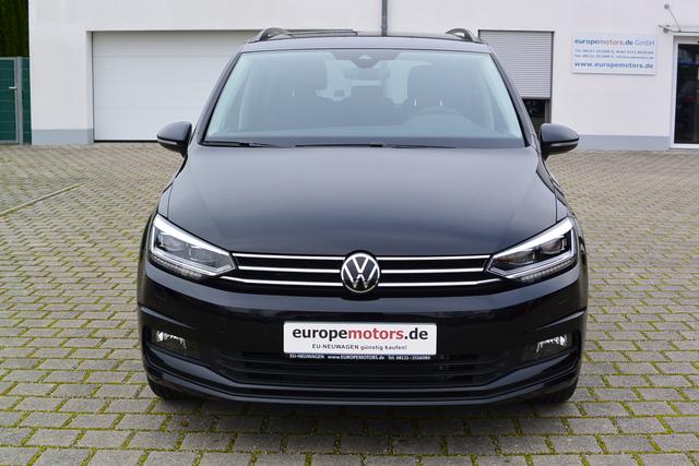 Volkswagen Touran - Edition PLUS 1.5 TSI 110 kW 150 PS SCHNELL VERFÜGBAR IQ.LIGHT-LED el.Heckklappe EasyOpen Keyless 17''Alu ACC Rückfahrkamera Parksensoren Air Care Climatronic Radio Ready 2 Discover DAB+ Bluetooth Winterpaket Sitzheizung 5-Sitzer