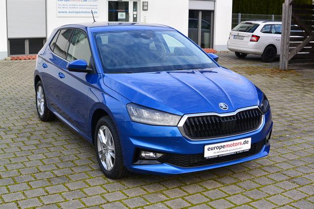 Skoda Fabia - Selection Plus 1.0 TSI 85 kW 115 PS 5J Garantie 16'Alu Winterpaket Sitzheizung Climatronic PDC Parksensoren SmartLink Sunset SOFORT VERFÜGBAR - STARK REDUZIERT