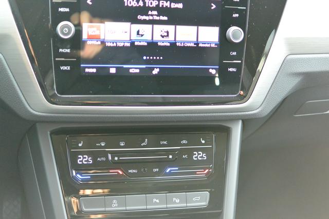 VW Touran Reimport EU-Neuwagen, Beispielbilder, ggf. teilweise mit Sonderausstattung