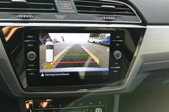 VW Touran Reimport EU-Neuwagen, Beispielbilder, ggf. teilweise mit Sonderausstattung