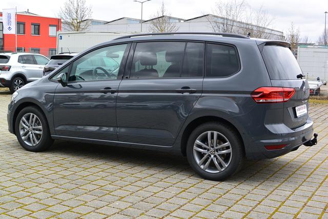 Volkswagen Touran - Edition PLUS 1.5 TSI 7-Sitzer AHK SCHNELL VERFÜGBAR - IQ.LIGHT-LED el.Heckklappe EasyOpen Keyless 17''Alu ACC Rückfahrkamera Parksensoren Air Care Climatronic Radio Ready 2 Discover DAB+ Bluetooth Winterpaket Sitzheizung App-Connect Anhängevorrichtung anklappbar