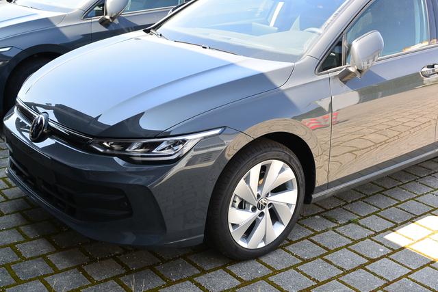 VW Golf Variant Reimport EU-Neuwagen, Beispielbilder, ggf. teilweise mit Sonderausstattung