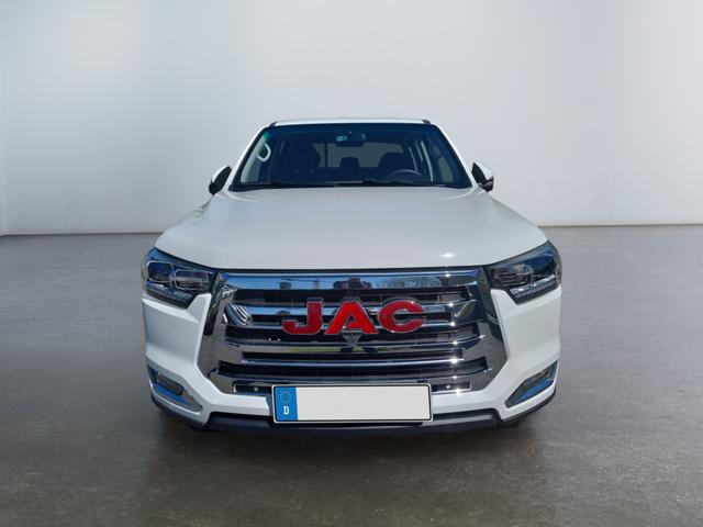 JAC Motors / T8 Pick Up Doppelkabine / Weiß / Pro / / 