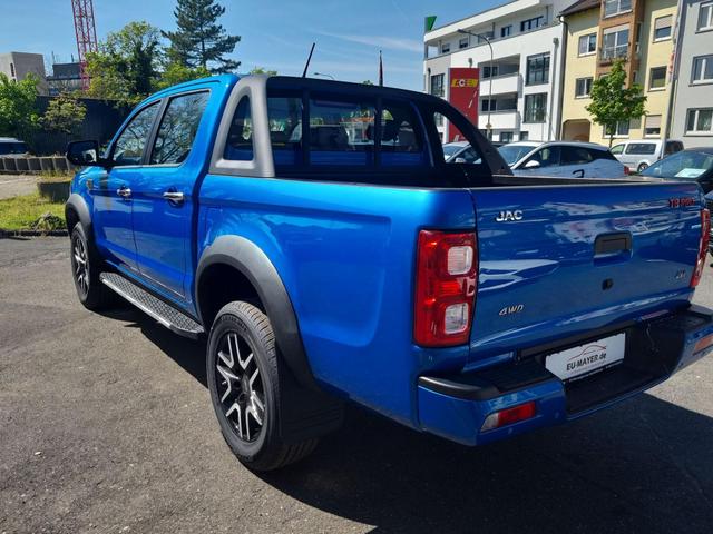 JAC Motors / T8 Pick Up Doppelkabine / Blau / / / 