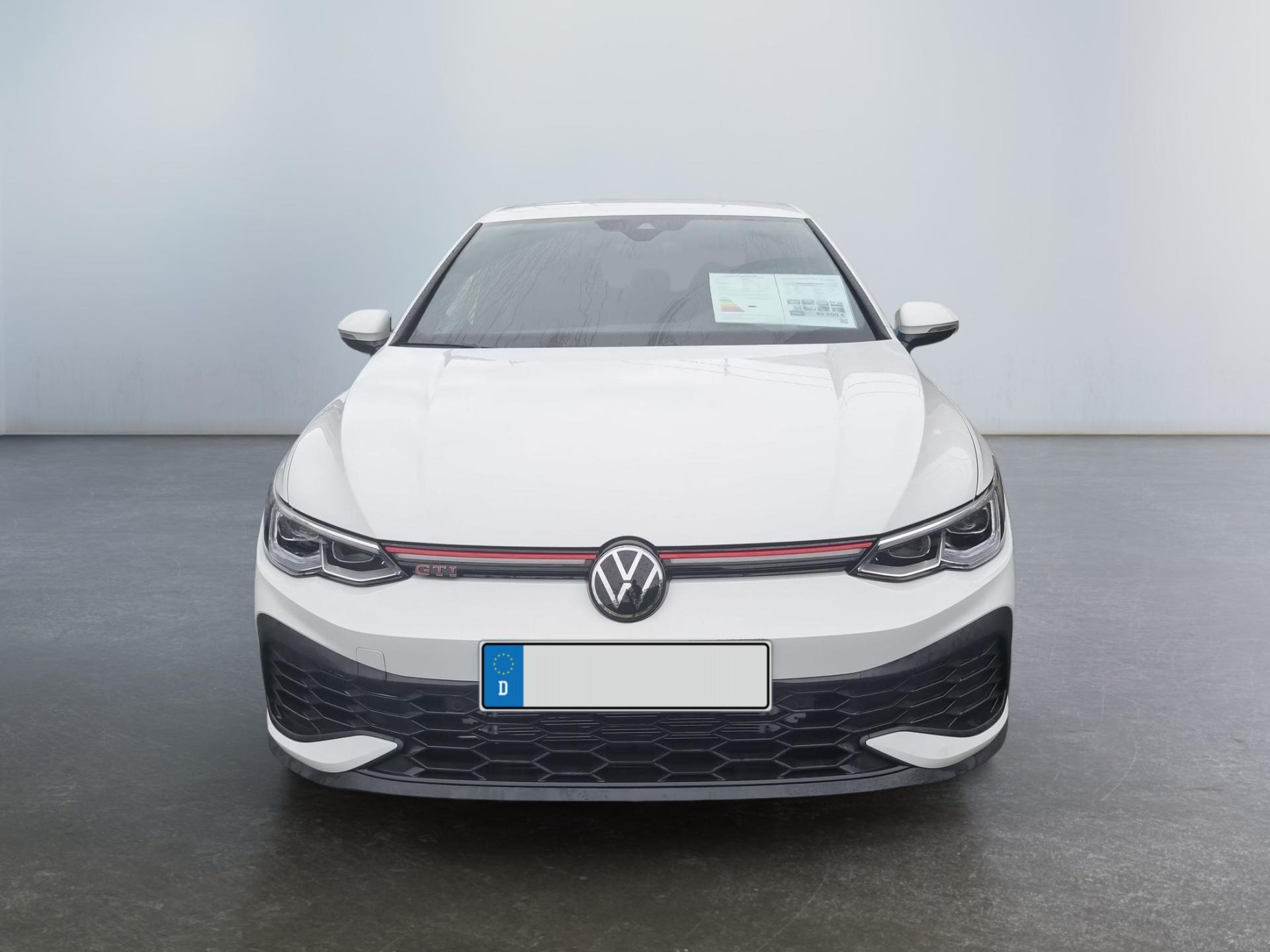 Volkswagen / Golf / Weiß /  /  / 