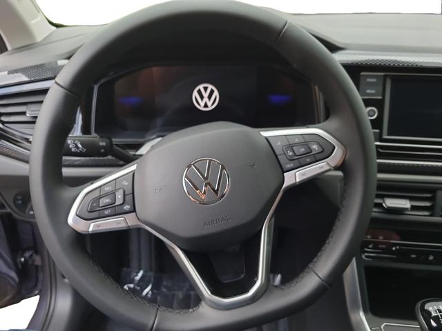 Volkswagen / Polo / Grau / / / 