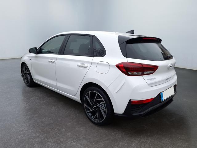 Hyundai / i30 (neues Modell) / Weiß / / / 