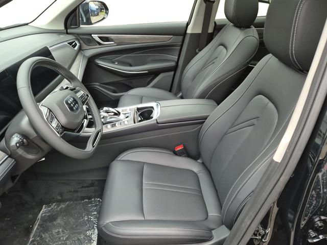 DFSK / Fengon E5 PHEV / Schwarz / / / 