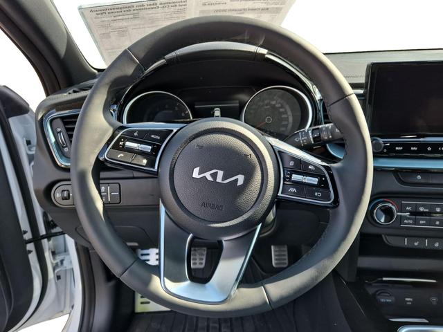 Kia / Ceed (Facelift 2025) / Weiß / / / 