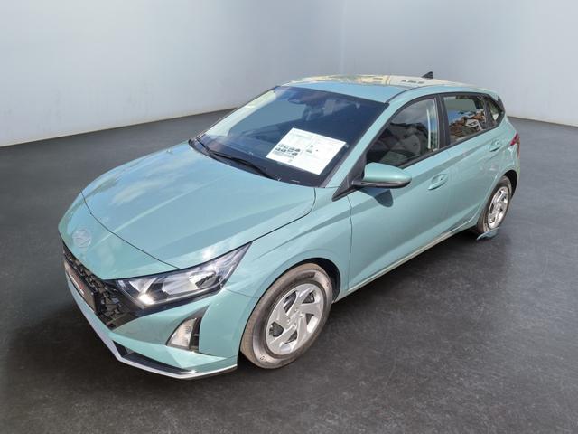 Hyundai / i20 / Grün / / / 