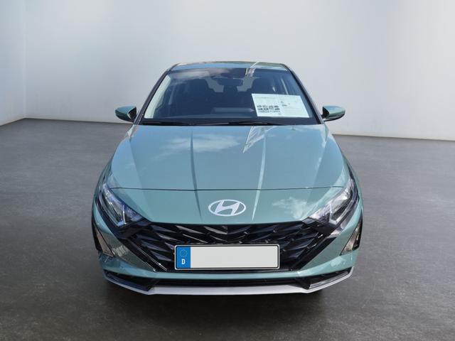 Hyundai / i20 / Grün / / / 