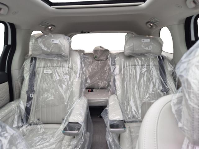 DFM / DFM Forthing 9 / Schwarz / / / 