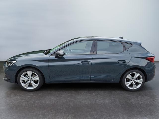 Seat / Leon (neues Modell) / Grau / / / 