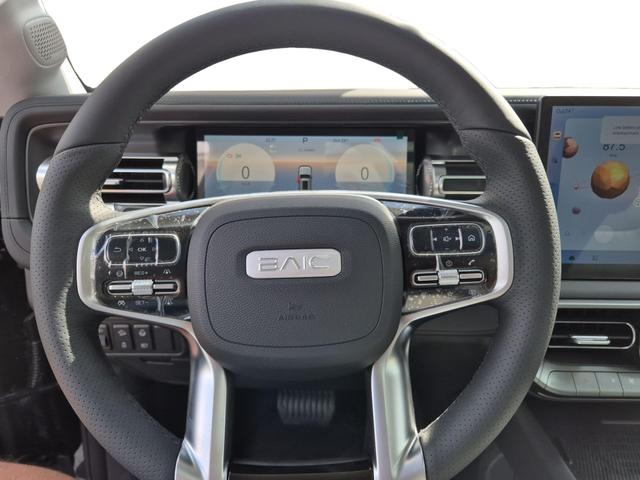 Baic / BJ40 / Schwarz / / / 