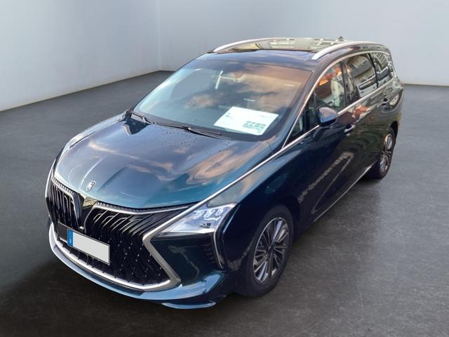 DFM / DFM Forthing 4 / Gr&uuml;n / / / 