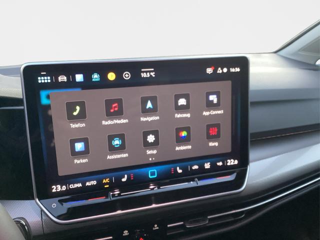 Volkswagen / Golf / Blau / / / 