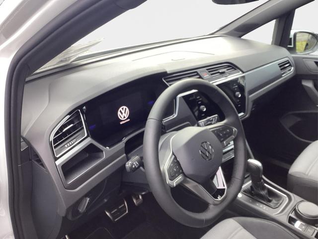 Volkswagen / Touran / Wei&szlig; / / / 