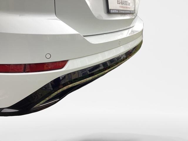 Volkswagen / Touran / Wei&szlig; / / / 