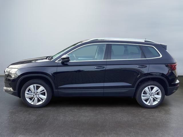 Skoda / Karoq / Schwarz / / / 