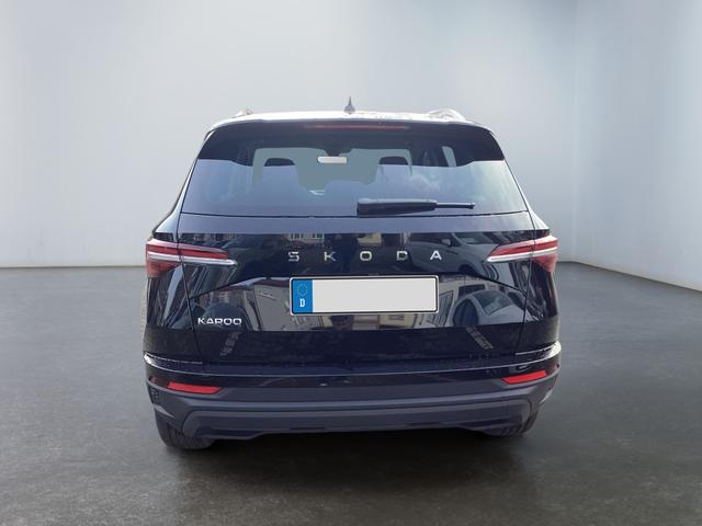 Skoda / Karoq / Schwarz / / / 