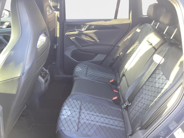 Volkswagen / Tiguan / Grau / / / 