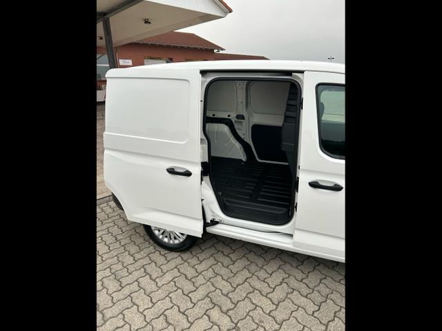 Volkswagen / Caddy Cargo / Weiß / / / 2.0 TDI / 4 J. Garantie