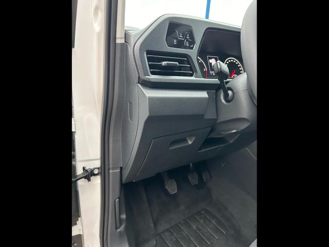 Volkswagen / Caddy / Grau / / / 2.0 TDI / Tempomat Alarmanlage