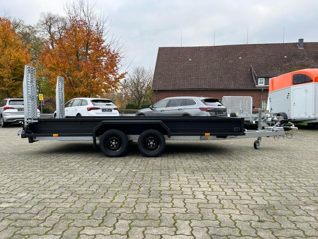 Saris / Transporter / / / / Magnum Maxx 3500 / MG 406 184 3500 2 Baumaschinentransporter Black Edition