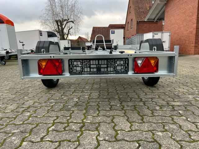 TEMA / Temared Moto / / / / 1 750kg Motorradtransporter 100km/h