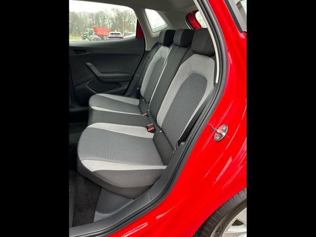 Seat / Ibiza / Rot / / / 1.0 TSI DSG / Full Link Sitzheizung