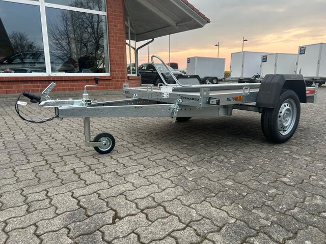 TEMA / Temared Moto / / / / 750kg Motorradtransporter 100km/h Siebdruckplatte