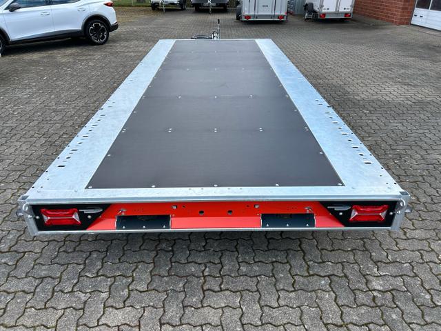 Brian James / Multifunktions-Anhänger / / / / Connect