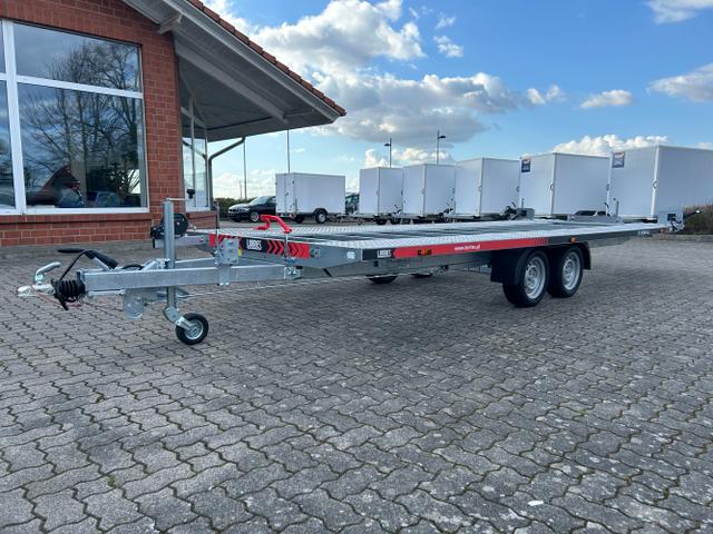 Lorries / Autotransporter / / / / PLI35-5521 3,5t