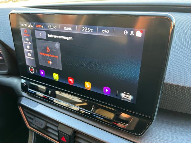 CUPRA / Leon Sportstourer / Weiß / / / 1.5 eTSI DSG / Anhängerkupplung