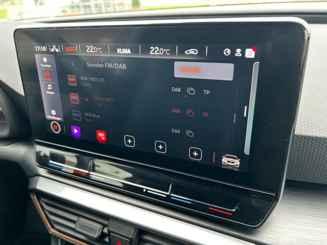 CUPRA / Leon Sportstourer / Weiß / / / 1.5 eTSI DSG / AHK Sitzheizung