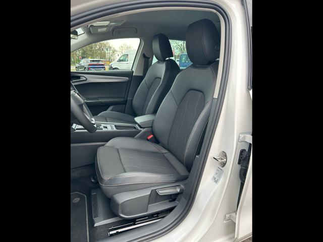 CUPRA / Leon Sportstourer / Weiß / / / 1.5 eTSI DSG / AHK Sitzheizung