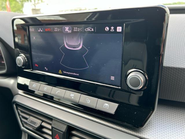 Seat / Leon / Weiß / / / 1.0 TSI / Full Link Sitzheizung