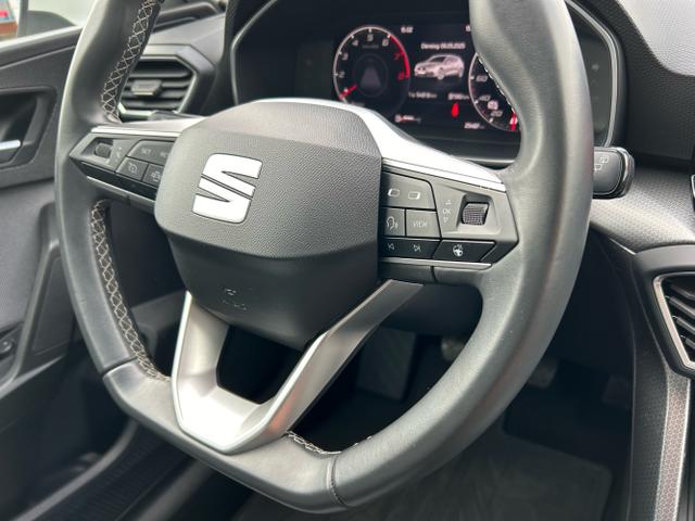 Seat / Leon / Weiß / / / 1.0 TSI / Full Link Sitzheizung