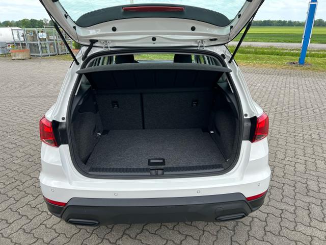 Seat / Arona / Blau / / / 1.0 TSI DSG / Sitzheizung